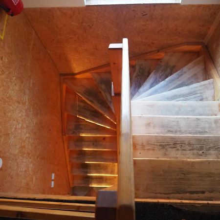 Srub U Lanovky Hostel Ramzová Kültér fotó