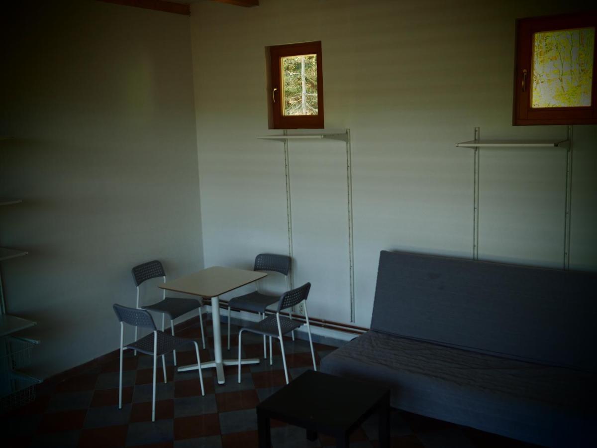 Srub U Lanovky Hostel Ramzová Kültér fotó