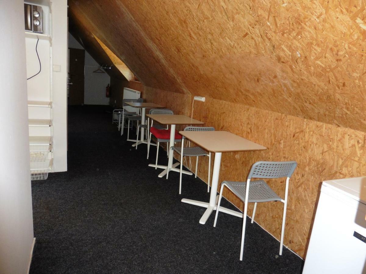 Srub U Lanovky Hostel Ramzová Kültér fotó